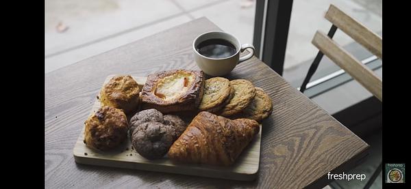 croissant photo with frame