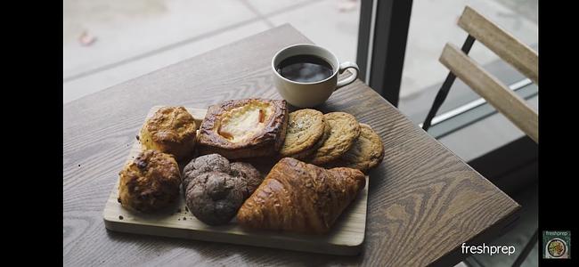 croissant photo with frame